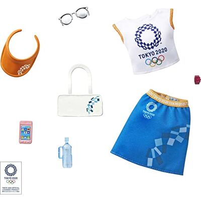Barbie Sport Kit vêtements Tokyo 2020, une tenue pour poupée composée d'un tee-shirt, une jupe et 6 accessoires, jouet pour enfant, GJG35 - Publicité Barbie Sport Kit vêtements Tokyo 2020, une tenue pour poupée composée d'un tee-shirt, une jupe et 6 accessoires, jouet pour enfant, GJG35 - Publicité