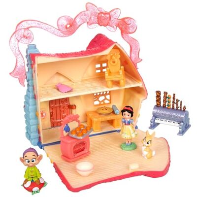 Disney Official Coffret Maison de Blanche Neige, Once Upon a Story, 10 cm/4", Comprend Une chaumière de Conte de fées, Simplet, Un Lapin et Une Cuisine, à partir de 3 Ans - Publicité Disney Official Coffret Maison de Blanche Neige, Once Upon a Story, 10 cm/4", Comprend Une chaumière de Conte de fées, Simplet, Un Lapin et Une Cuisine, à partir de 3 Ans - Publicité