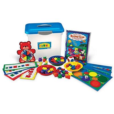 Learning Resources Kit d’activités de tri, d’identification des formes et de jeu Three Bear Family - Publicité Learning Resources Kit d’activités de tri, d’identification des formes et de jeu Three Bear Family - Publicité