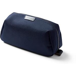 Bellroy Toiletry Kit Plus – (Trousse de toilette, sac) Navy - Publicité Bellroy Toiletry Kit Plus – (Trousse de toilette, sac) Navy - Publicité