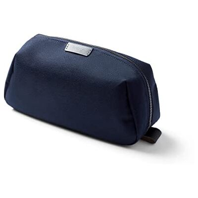 Bellroy Toiletry Kit Plus – (Trousse de toilette, sac) Navy - Publicité Bellroy Toiletry Kit Plus – (Trousse de toilette, sac) Navy - Publicité
