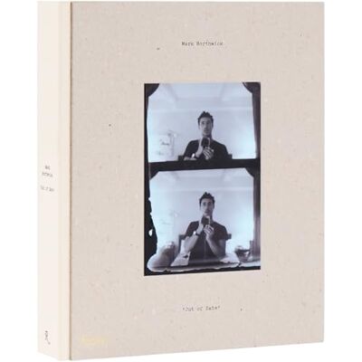 Pola Pan: An' A Rose If Handed Down: Beginnings in Photography Fashion: Portraits, Nudes, Landscapes - Publicité Pola Pan: An' A Rose If Handed Down: Beginnings in Photography Fashion: Portraits, Nudes, Landscapes - Publicité