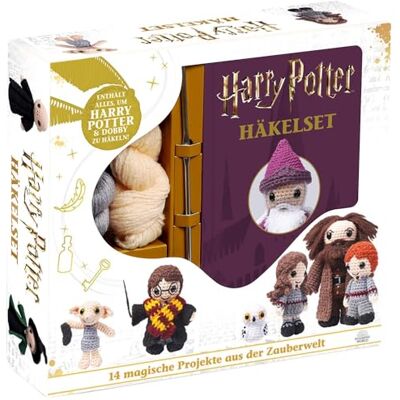 Collin, Lucy Harry Potter: Häkelset 14 magische Projekte aus der Zauberwelt: Häkelset mit Buch enthält alles um Harry Potter & Dobby zu häkeln (Häkelnadel, ... Füllmaterial, Sticknadel, Stickgarn) - Publicité Collin, Lucy Harry Potter: Häkelset 14 magische Projekte aus der Zauberwelt: Häkelset mit Buch enthält alles um Harry Potter & Dobby zu häkeln (Häkelnadel, ... Füllmaterial, Sticknadel, Stickgarn) - Publicité