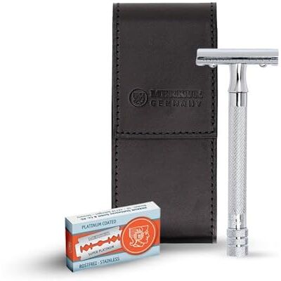 MERKUR 23C 5005 Kit de rasage de voyage 3 pièces avec long manche et finition chromée brillante, 10 lames à double tranchant et étui en cuir noir - Publicité MERKUR 23C 5005 Kit de rasage de voyage 3 pièces avec long manche et finition chromée brillante, 10 lames à double tranchant et étui en cuir noir - Publicité