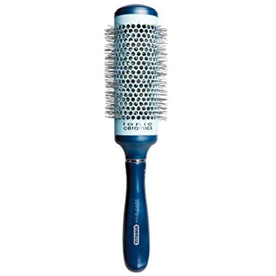 TITANIA Brosse à sèche-cheveux ronde avec revêtement en céramique et manche en bois Poils ioniques professionnels Diamètre 6 cm 87 g - Publicité TITANIA Brosse à sèche-cheveux ronde avec revêtement en céramique et manche en bois Poils ioniques professionnels Diamètre 6 cm 87 g - Publicité