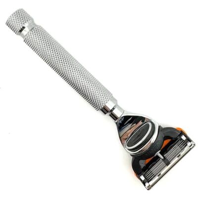 Parker Manche de rasoir à 5 lames pour Fusion Blades – Poignée lestée texturée pour un rasage lisse et sans traction Rasoir prêt cadeau de luxe avec lame Fusion incluse - Publicité Parker Manche de rasoir à 5 lames pour Fusion Blades – Poignée lestée texturée pour un rasage lisse et sans traction Rasoir prêt cadeau de luxe avec lame Fusion incluse - Publicité