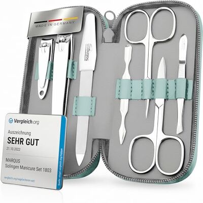 marQus kit manucure pédicure 7 pièces de Solingen set de manucure professionnel en cuir complet, 2 coupe-ongles, lime à ongles Solingen, pince à épiler, 2 ciseaux, pousse-cuticule - Publicité marQus kit manucure pédicure 7 pièces de Solingen set de manucure professionnel en cuir complet, 2 coupe-ongles, lime à ongles Solingen, pince à épiler, 2 ciseaux, pousse-cuticule - Publicité