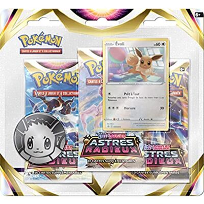 Asmodee Pokémon Pack 3 boosters Epée et Bouclier Astres Radieux (EB10) Modèle aléatoire Cartes à Collectionner A partir de 6 Ans - Publicité Asmodee Pokémon Pack 3 boosters Epée et Bouclier Astres Radieux (EB10) Modèle aléatoire Cartes à Collectionner A partir de 6 Ans - Publicité