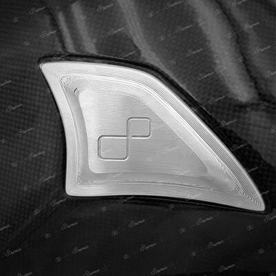 Slider en fibre de carbone argenté Lightech - Composant de protection - Publicité Slider en fibre de carbone argenté Lightech - Composant de protection - Publicité
