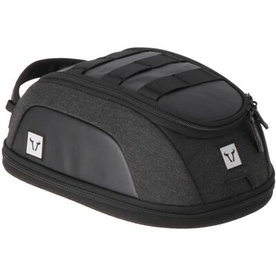 Sacoche de réservoir magnétique SW-MOTECH Legend Gear LT3 - 3,5-5,5L - Publicité Sacoche de réservoir magnétique SW-MOTECH Legend Gear LT3 - 3,5-5,5L - Publicité