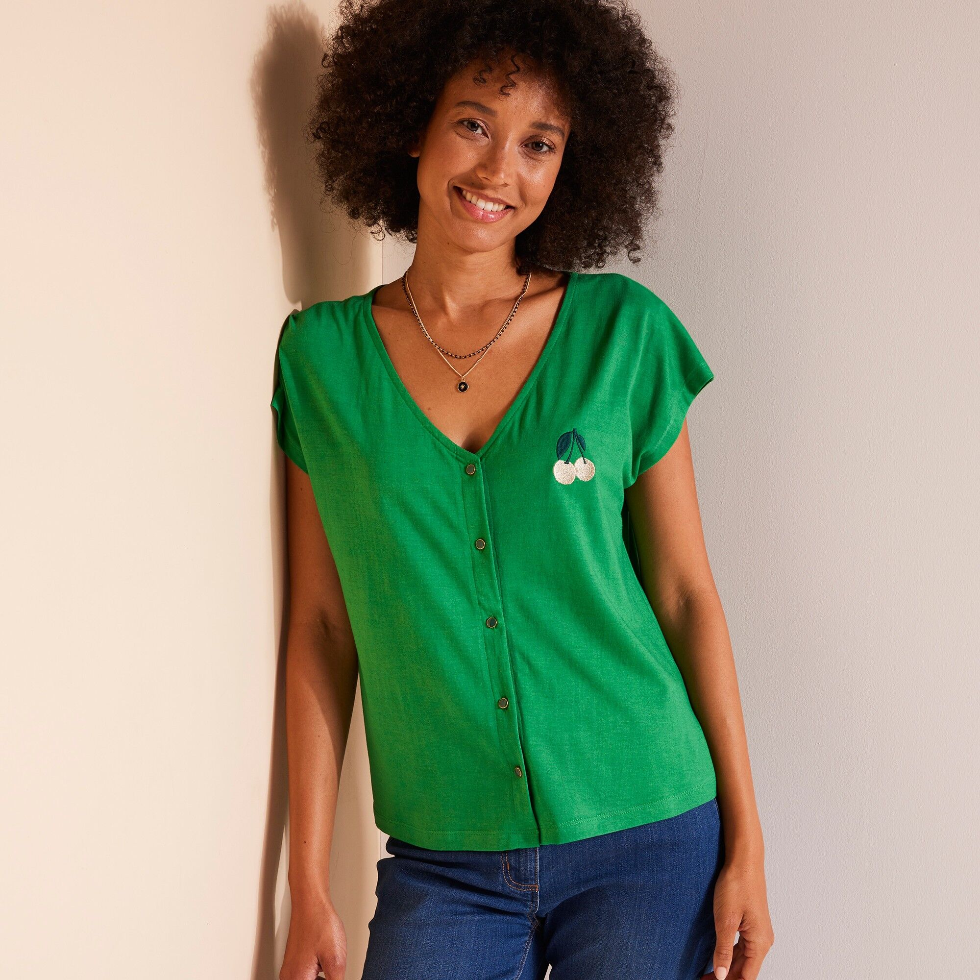 Blancheporte T-shirt Col V Boutonné Brodé Cerises - Femme Vert 46/48