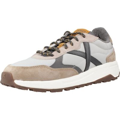 Xαμηλά Sneakers Munich Babel 09 Beige 40 Xαμηλά Sneakers Munich Babel 09 Beige 40