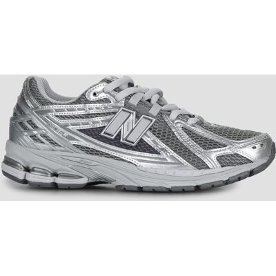 New Balance 1906 Harbor Grey/ Silver Metalic/ Concrete - Unisex Sneakers New Balance 1906 Harbor Grey/ Silver Metalic/ Concrete - Unisex Sneakers