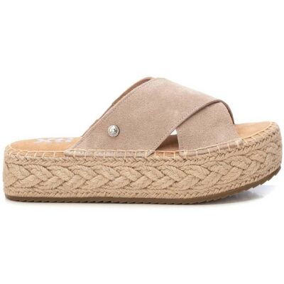 Σανδάλια με πλατφόρμα Xti 143640 Beige 40 Σανδάλια με πλατφόρμα Xti 143640 Beige 40