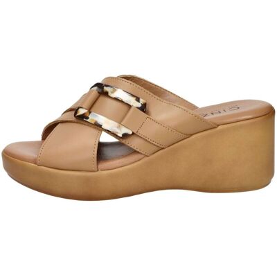 Σανδάλια με πλατφόρμα Cinzia Soft TS61324 Brown 40 Σανδάλια με πλατφόρμα Cinzia Soft TS61324 Brown 40