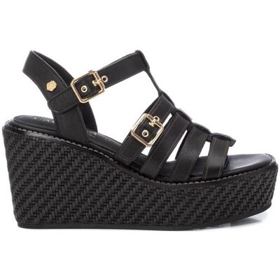 Σανδάλια με πλατφόρμα Carmela 161388 Black 40 Σανδάλια με πλατφόρμα Carmela 161388 Black 40