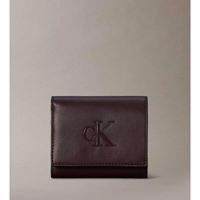 Calvin Klein Jeans γυναικείο πορτοφόλι με ανάγλυφο monogram - LV04F1156G Μοβ ONE SIZE Calvin Klein Jeans γυναικείο πορτοφόλι με ανάγλυφο monogram - LV04F1156G Μοβ ONE SIZE