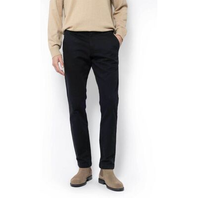 Nautica ανδρικό παντελόνι chino μονόχρωμο Classic Fit - P57901 Μαύρο 32 Nautica ανδρικό παντελόνι chino μονόχρωμο Classic Fit - P57901 Μαύρο 32