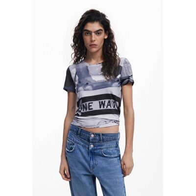 Desigual γυναικείο T-shirt με all-over print "Potomac" - 25SWTKA0 Μαύρο XL Desigual γυναικείο T-shirt με all-over print "Potomac" - 25SWTKA0 Μαύρο XL