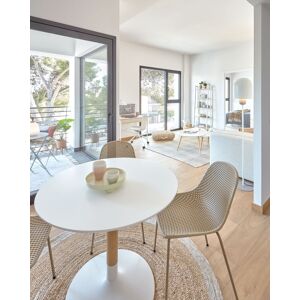 Kave Home Καρέκλα γραφείου Ralfi, λευκό με ανοιχτό γκρι κάθισμα