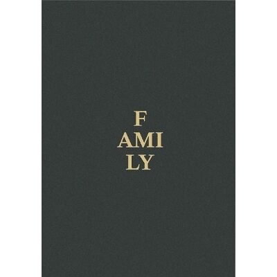 Family: A Contemporary Portrait by Magnum Photographers and Guest Artists Flammarion Family: A Contemporary Portrait by Magnum Photographers and Guest Artists Flammarion