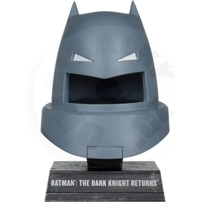McFarlane DC - Armored Batman Cowl (Dark Knight Returns) McFarlane DC - Armored Batman Cowl (Dark Knight Returns)