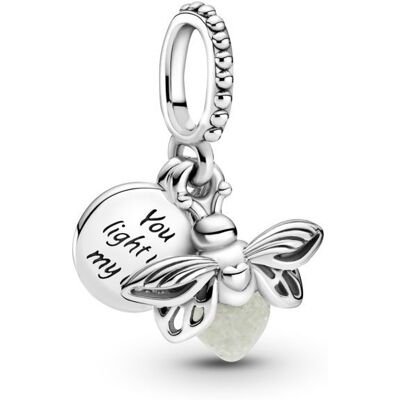 Pandora Moments Passions 799352C01 Foszforeszkáló szentjánosbogár függő charm (Ag925/1000, 2 g) Pandora Moments Passions 799352C01 Foszforeszkáló szentjánosbogár függő charm (Ag925/1000, 2 g)
