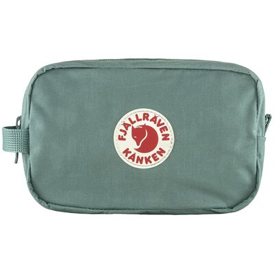 Fjällräven Kånken Gear Bag Frost Green Unisex - Hátizsákok és táskák Fjällräven - Zöld - F25862-664-One-size - Size: One size Zöld One size unisex Fjällräven Kånken Gear Bag Frost Green Unisex - Hátizsákok és táskák Fjällräven - Zöld - F25862-664-One-size - Size: One size Zöld One size unisex