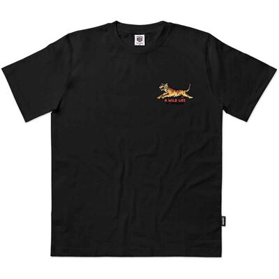 The Dudes A Wild Life Classic Premium T-Shirt Black Férfiak - Pólók The Dudes - Fekete - 10024402-M - Size: M Fekete M male The Dudes A Wild Life Classic Premium T-Shirt Black Férfiak - Pólók The Dudes - Fekete - 10024402-M - Size: M Fekete M male