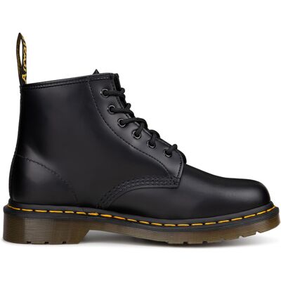 Dr. Martens 101 Smooth Leather Lace Up Boots Unisex - Cipők Dr. Martens - Fekete - DM26230001-4 - Size: 4 Fekete 4 unisex Dr. Martens 101 Smooth Leather Lace Up Boots Unisex - Cipők Dr. Martens - Fekete - DM26230001-4 - Size: 4 Fekete 4 unisex