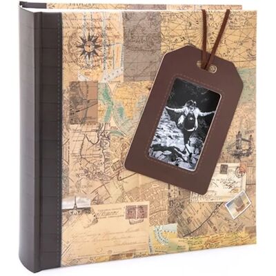 Kenro Kusso Travel Lagguage Tag fotóalbum memo 200db 10x15 ablakos borító térkép minta barna Kenro Kusso Travel Lagguage Tag fotóalbum memo 200db 10x15 ablakos borító térkép minta barna
