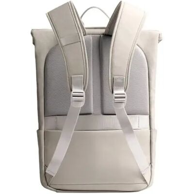 UNIQ Arden RPET táska mágneses kulcstartóval bőröndhöz rögzíthető pánttal 24l 15" bézs SP112822 UNIQ Arden RPET táska mágneses kulcstartóval bőröndhöz rögzíthető pánttal 24l 15" bézs SP112822