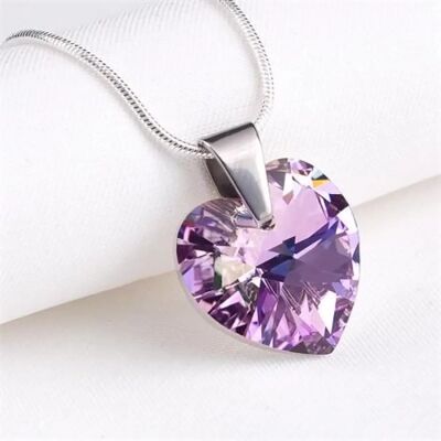 ART CRYSTELLA Nyaklánc szív formájú színjátszós ametiszt lila Swarovski kristállyal 18mm ART CRYSTELLA Nyaklánc szív formájú színjátszós ametiszt lila Swarovski kristállyal 18mm