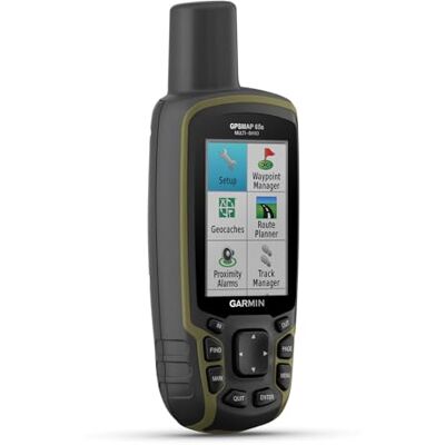 Garmin GPSMAP 65s – Robustes GPS-Outdoor-Navi mit vorinstallierter TopoActive Europakarte, 2,6“ Farbdisplay, Barometer & Kompass. Navigation mit 5 Satellitensystemen und Multi-Frequenz-Technologie. Garmin GPSMAP 65s – Robustes GPS-Outdoor-Navi mit vorinstallierter TopoActive Europakarte, 2,6“ Farbdisplay, Barometer & Kompass. Navigation mit 5 Satellitensystemen und Multi-Frequenz-Technologie.