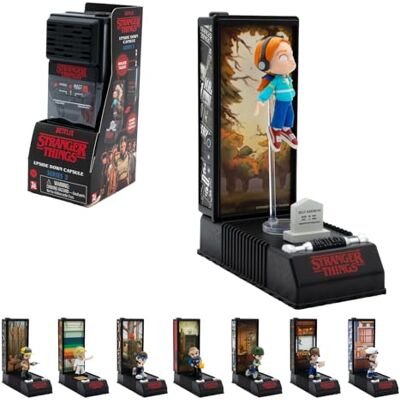 YuMe 15099 Stranger Things Upside Down Capsule Blind Box mit 1 von 8 Mini Figuren im Walkie-Talkie, Sammelfigur mit Display-Stand, Netflix Merch für Fans der Serie YuMe 15099 Stranger Things Upside Down Capsule Blind Box mit 1 von 8 Mini Figuren im Walkie-Talkie, Sammelfigur mit Display-Stand, Netflix Merch für Fans der Serie