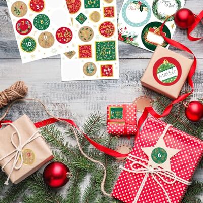 Avery , 12 Geschenkanhänger, 32 Deko-Aufkleber und 24 Adventskalenderetiketten, traditionelles Thema, Grün und Rot Avery , 12 Geschenkanhänger, 32 Deko-Aufkleber und 24 Adventskalenderetiketten, traditionelles Thema, Grün und Rot