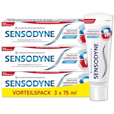 Sensodyne Sensitivität & Zahnfleisch Zahnpasta, 4x75 ml, Zahnfleischschutz Duo-Effekt bei Schmerzempfindlichkeit & Zahnfleischproblemen. Die antibakterielle Zahncreme bekämpft gezielt Plaque-Bakterien Sensodyne Sensitivität & Zahnfleisch Zahnpasta, 4x75 ml, Zahnfleischschutz Duo-Effekt bei Schmerzempfindlichkeit & Zahnfleischproblemen. Die antibakterielle Zahncreme bekämpft gezielt Plaque-Bakterien