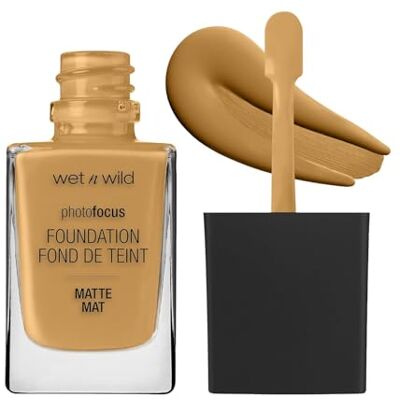 Wet n Wild Photo Focus Matte Foundation, Flüssiges Make-up Matt Aufbaubar, Kein Flashback Weißer Schleier, Porenverfeinernd für Alle Hauttypen, Amber Beige Wet n Wild Photo Focus Matte Foundation, Flüssiges Make-up Matt Aufbaubar, Kein Flashback Weißer Schleier, Porenverfeinernd für Alle Hauttypen, Amber Beige