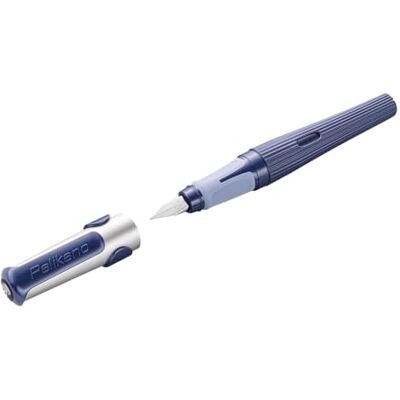 Pelikan o structure Füllhalter Blau, für Rechtshänder, Feder M, inkl. 1 Großraumtintenpatrone Königsblau – Soft-Griffzone, Edelstahlfeder, Struktur-Design – Made in Germany Pelikan o structure Füllhalter Blau, für Rechtshänder, Feder M, inkl. 1 Großraumtintenpatrone Königsblau – Soft-Griffzone, Edelstahlfeder, Struktur-Design – Made in Germany