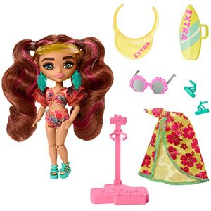 Barbie Extra Minis Reisepuppe mit tropischem Badeanzug, Sarong und Accessoires wie Surfbrett-Tasche, Muschel-Sonnenbrille und Palmenblätterohrringen, für Kinder ab 6 Jahren, HPB18 Barbie Extra Minis Reisepuppe mit tropischem Badeanzug, Sarong und Accessoires wie Surfbrett-Tasche, Muschel-Sonnenbrille und Palmenblätterohrringen, für Kinder ab 6 Jahren, HPB18