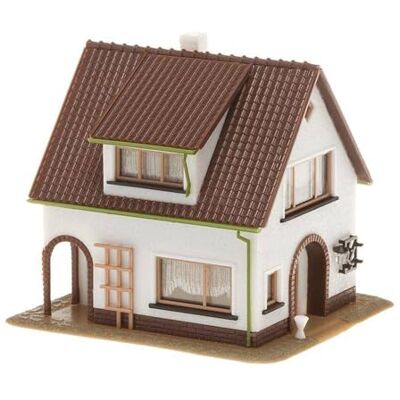 FALLER 130200 Haus mit Dachgaupe, Weiß, Braun FALLER 130200 Haus mit Dachgaupe, Weiß, Braun
