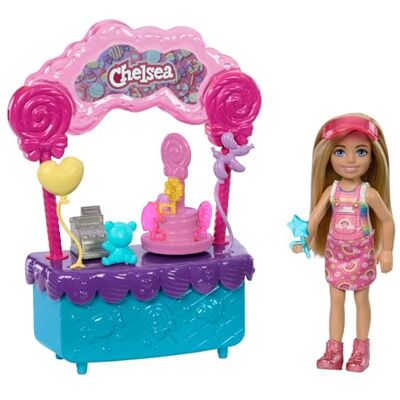 Barbie Lolli-Stand Spielset mit Chelsea-Puppe und Zubehörteilen, 10-teiliges Spielzeugset zum Film and Stacie to The Rescue“, HRM07 Barbie Lolli-Stand Spielset mit Chelsea-Puppe und Zubehörteilen, 10-teiliges Spielzeugset zum Film and Stacie to The Rescue“, HRM07