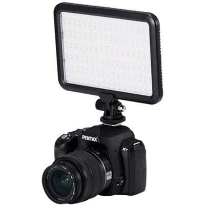 TRIOPO TTV-300 LED videó fény - 1300LUX 3200-5600K TRIOPO TTV-300 LED videó fény - 1300LUX 3200-5600K