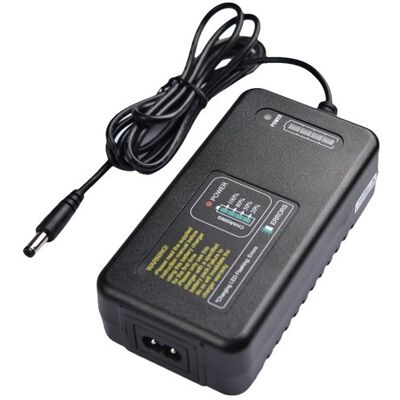 GODOX AD600 Akkumulátor töltő GODOX AD600 Akkumulátor töltő