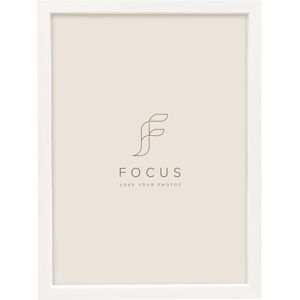 Focus Willow képkeret 24x30cm - fehér Focus Willow képkeret 24x30cm - fehér