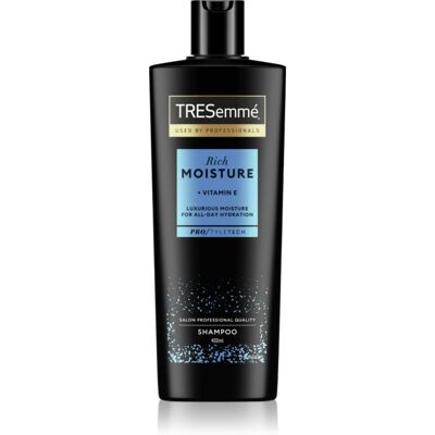 TRESemmé Rich Moisture Moisturizing Shampoo with vitamin E Pro Style Technologie™ 400 ml TRESemmé Rich Moisture Moisturizing Shampoo with vitamin E Pro Style Technologie™ 400 ml