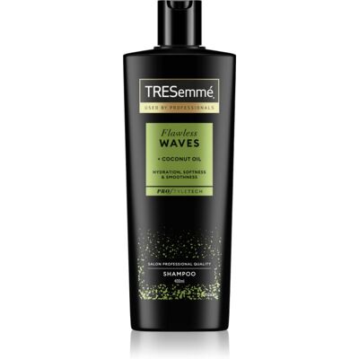 TRESemmé Flawless Waves Moisturizing Shampoo for Curly and Wavy Hair 400 ml TRESemmé Flawless Waves Moisturizing Shampoo for Curly and Wavy Hair 400 ml