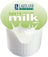 Diversen Lakeland UHT half fat milk pots, pack of 120