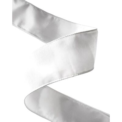 WeRChristmas Double-Sided Wired Velvet Ribbon, White, 9 m WeRChristmas Double-Sided Wired Velvet Ribbon, White, 9 m