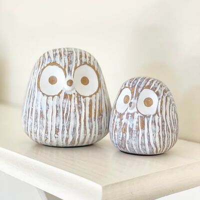 Huey House Chubby Night Owl Decor Statue Sculpture, Bookshelf Decor Accents, Boxed Set of 2 Rustic Brown & White (3⅛ & 4⅓ inches) Decorative Resin Figurines Huey House Chubby Night Owl Decor Statue Sculpture, Bookshelf Decor Accents, Boxed Set of 2 Rustic Brown & White (3⅛ & 4⅓ inches) Decorative Resin Figurines